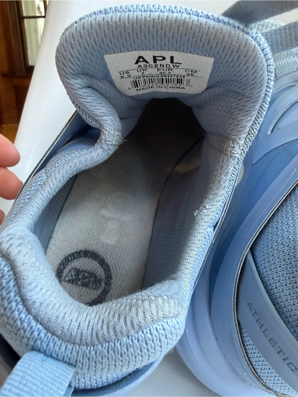 APL Ascend  Women’s 9.5  Lightweight  Tech Weave Knit Sneakers in Ice Blue